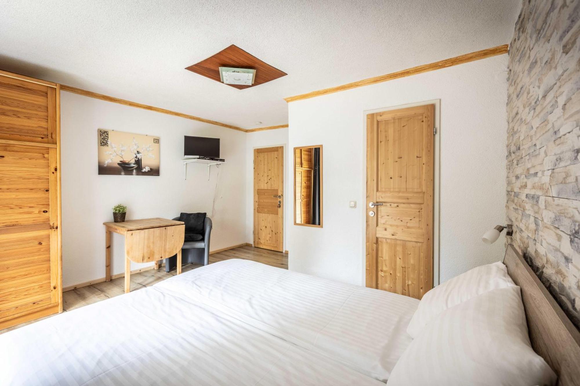 Hartkaiser Rooms And Apartments เอลล์เมา ภายนอก รูปภาพ